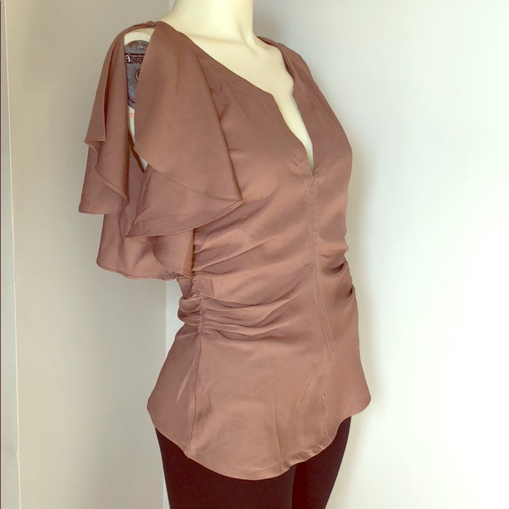 Butterfly sleeve blouse!!